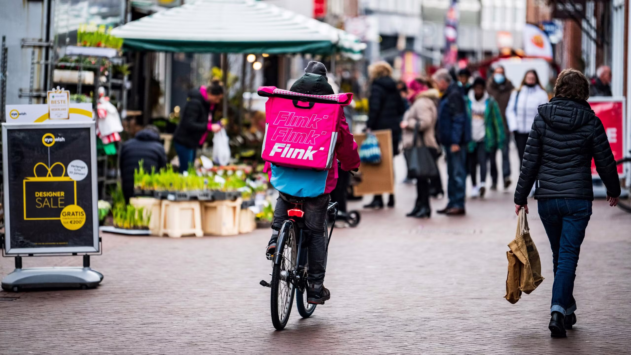 Summer Job: E-Bike Rider at Flink